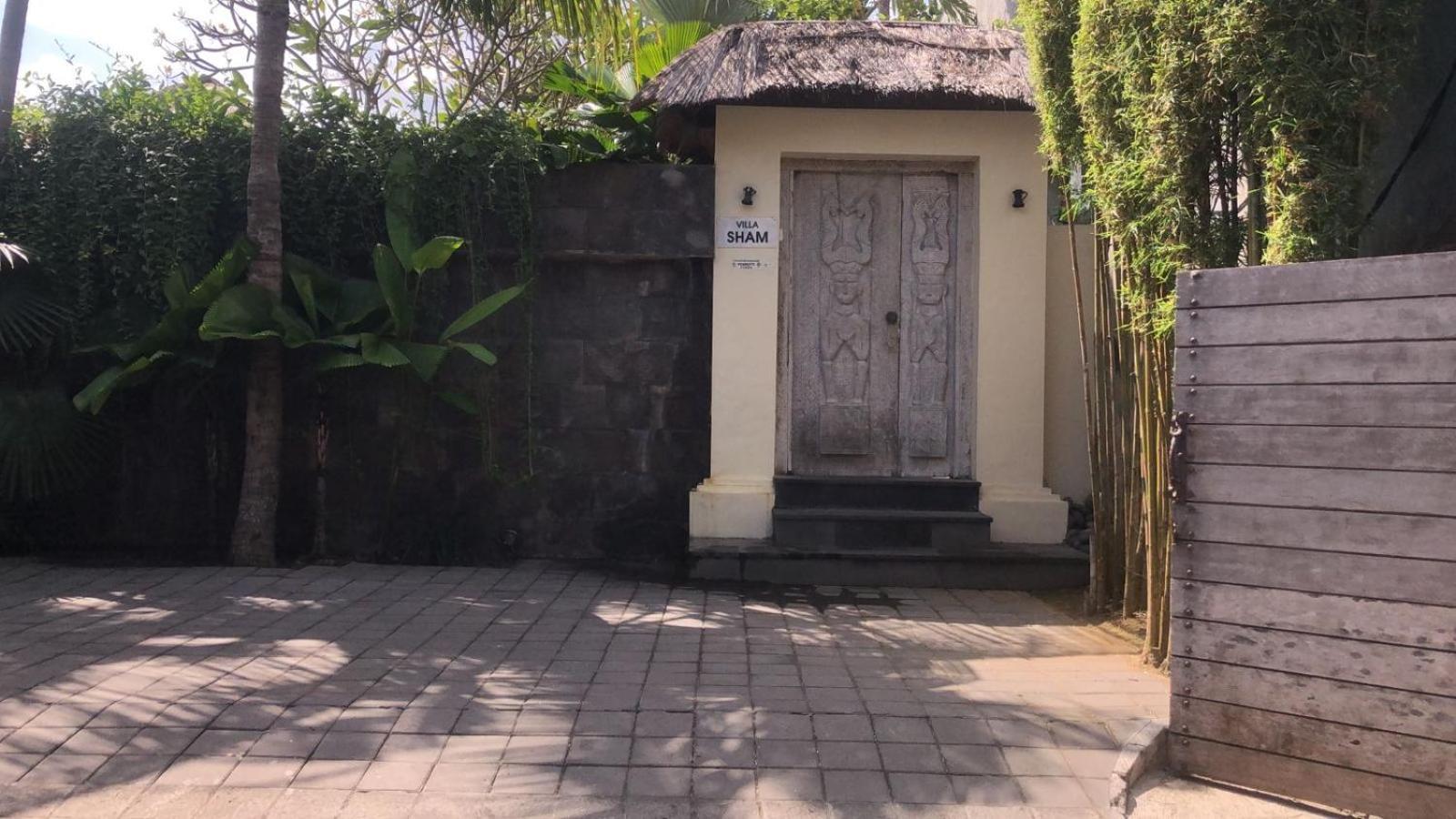Villa Sham Семиняк Екстериор снимка